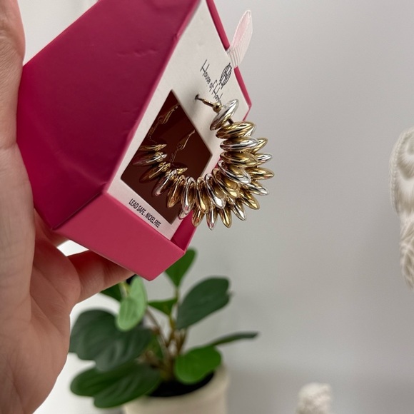 House of Harlow 1960 Gold Spiral Earrings - Picture 6 of 7